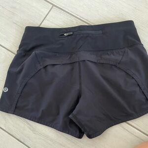 LULULEMON SHORTS - athletic running short - size 2